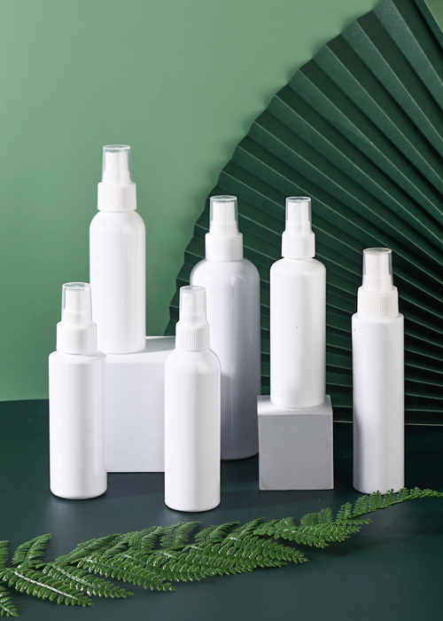 Flacone spray rotondo in PET bianco da 100-200 ml